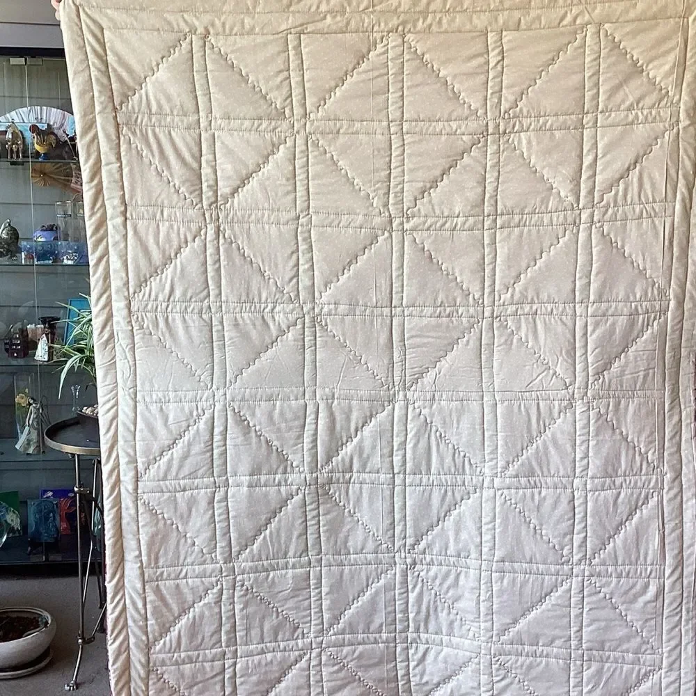 Elegant Pink and Green Patchwork Quilt